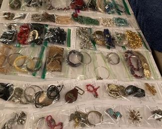 Costume & Fashion Jewelry