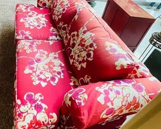 _____$395 
Floral sofa reds by LOWE upholstery Mobile AL 86Lx 39Tx 41D