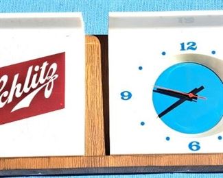 LARGE SCHLITZ CLOCK SIGN 