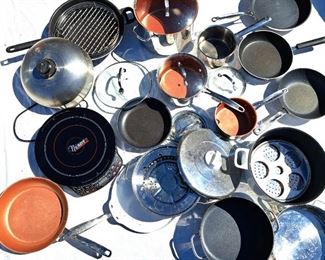 COOKWARE LOT