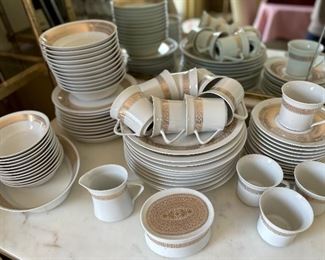 Mikasa Tempo-Seventy Fine China 
Midas 