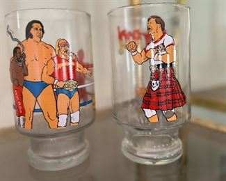 1985 WWF X Large Wrestling Glasses :
Hot Rod Rowdy Rowdy Piper Glass, Hulk Hogan 
