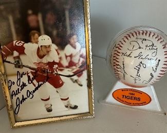 Signed Red Wing Photo
1984 World Champion Official Player Autograph Ball