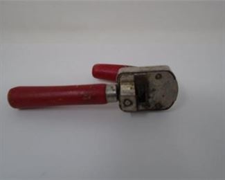 Vintage Edlund Can Opener No 5 Junior with Red Wood Handles