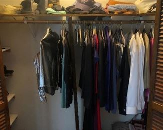 Three closets full like new clothes 