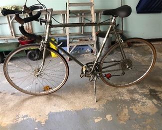 Motobecane racing bike 