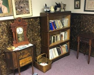 Working clock stacking bookcase all must go 