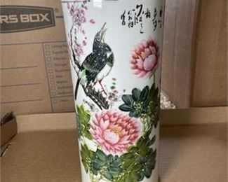 Lot 175   5 Bid(s)
Qing Dynasty 11" 1 Piece Antique Porcelain Cupholder (Vase) Certified