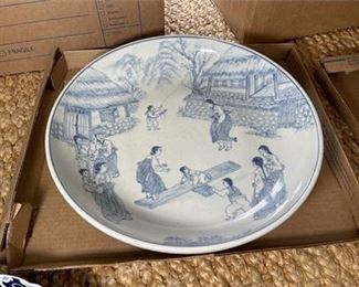 Lot 169   4 Bid(s)
Antique Korean Serving Bowl 16"