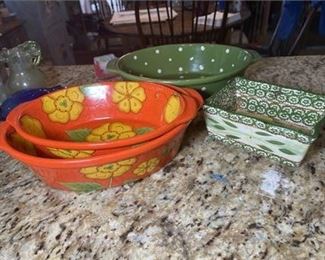 Lot 253   0 Bid(s)
Lot of Temptations Dishes