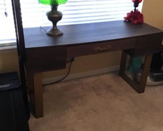 Contemporary style Office Desk