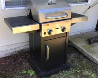 Charbroil Gas Grill, 2 Burners, Cover