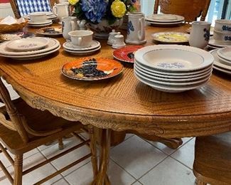 Oak table & 6 chairs