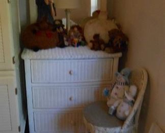 WICKER 3 DRAWER DRESSER WITH MIRROR WICKER SIDE CHAIR