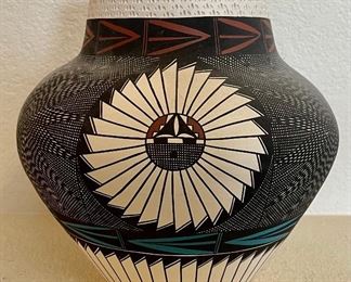 Bea Garcia Acoma New Mexico Hand Made Painted Pot