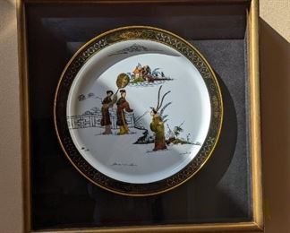 Shadow Box Plate