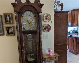 Howard Miller with Moons    It works!