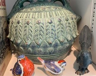 Large pottery vase; bird figurines -Royal Crown Derby; pot metal