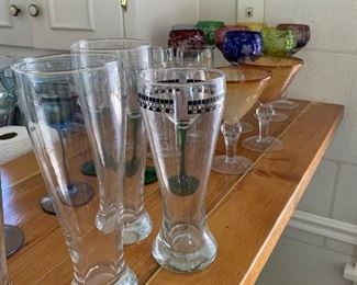 Assorted glassware/barware