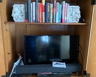 Entertainment center