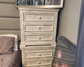 Picture available - night stands have sold. 