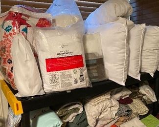 Whole bed set - new and pillows 