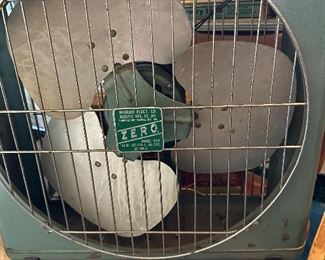Vintage zero box fan