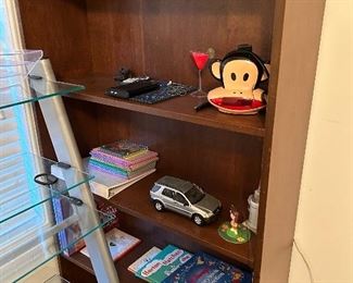 Book shelf 