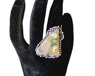 Sterling Silver Beautiful Stone Ring