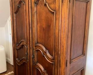Armoire