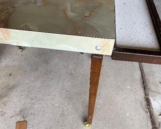 close up of marbelized top table