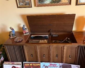 overview of the albums and the stereo