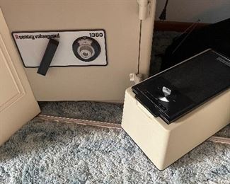 Sentry Valuguard safe
