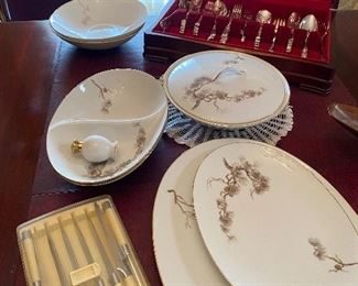 really neat serving pieces