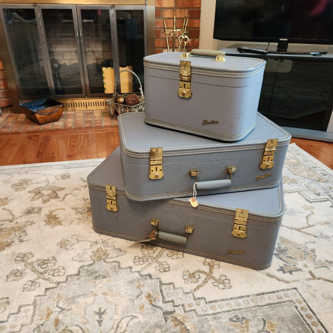 Starline Luggage 3 pc set