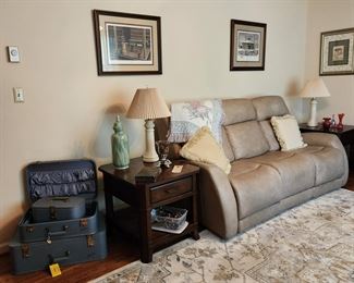 Bernhardt Electric Reclining Sofa