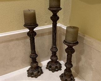 3 graduated candle holders