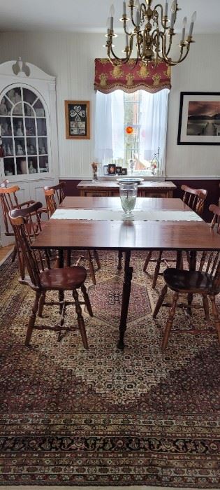 Drop-leaf dining room table and 6 colonial chairs
