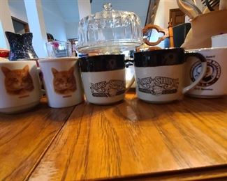 Collector Morris the cat, Boy Scouts and Hardees mugs