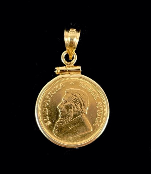 Fine 2001 Kruggerand South Africa 91.67% Gold Coin 1/10 Oz 14K Pendant - 4.31 Grams