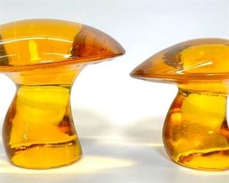 Mid Century Modern Vintage Viking Amber Art Glass Mushroom Paperweights MCM