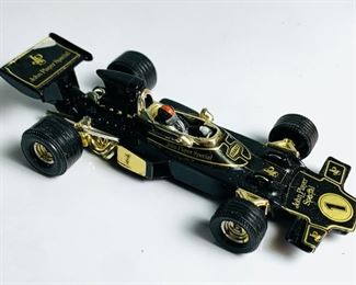 Vintage 1970s Corgi Toys Whizzwheels John Player Special F1 1/36 Racecar 