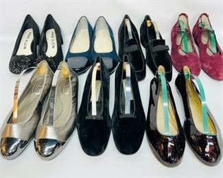 Brands: Anne Klein; Array; Me Too; Auditions; Valerie Stevens And Taryn Rose Made In Italy. Assorted Woman Shoes Size 7.5 In Good Overall Preowned Condition. - 7 Pairs Of Shoes/ Pairs of shoes