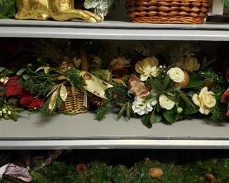 Pre-made floral holiday centerpieces, in baskets etc