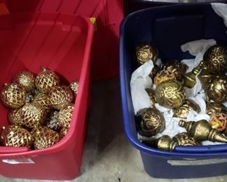 Plastic ornaments, various colors available