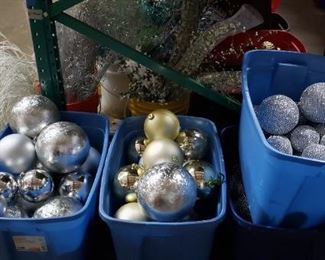 Plastic ornaments, various colors available