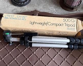 Slik 500G lightweight compact tripod