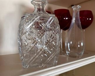 Cut crystal 10" decanter (no stopper)