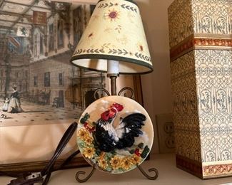 Small lamp with ceramic rooster plaque 12"H