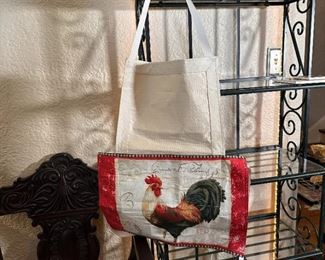 Jaclyn Smith rooster apron, top is reusable tote fabric